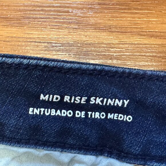 Universal Thread Mid Rise Skinny Jeans - Picture 6 of 7